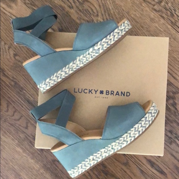 lucky brand bettanie